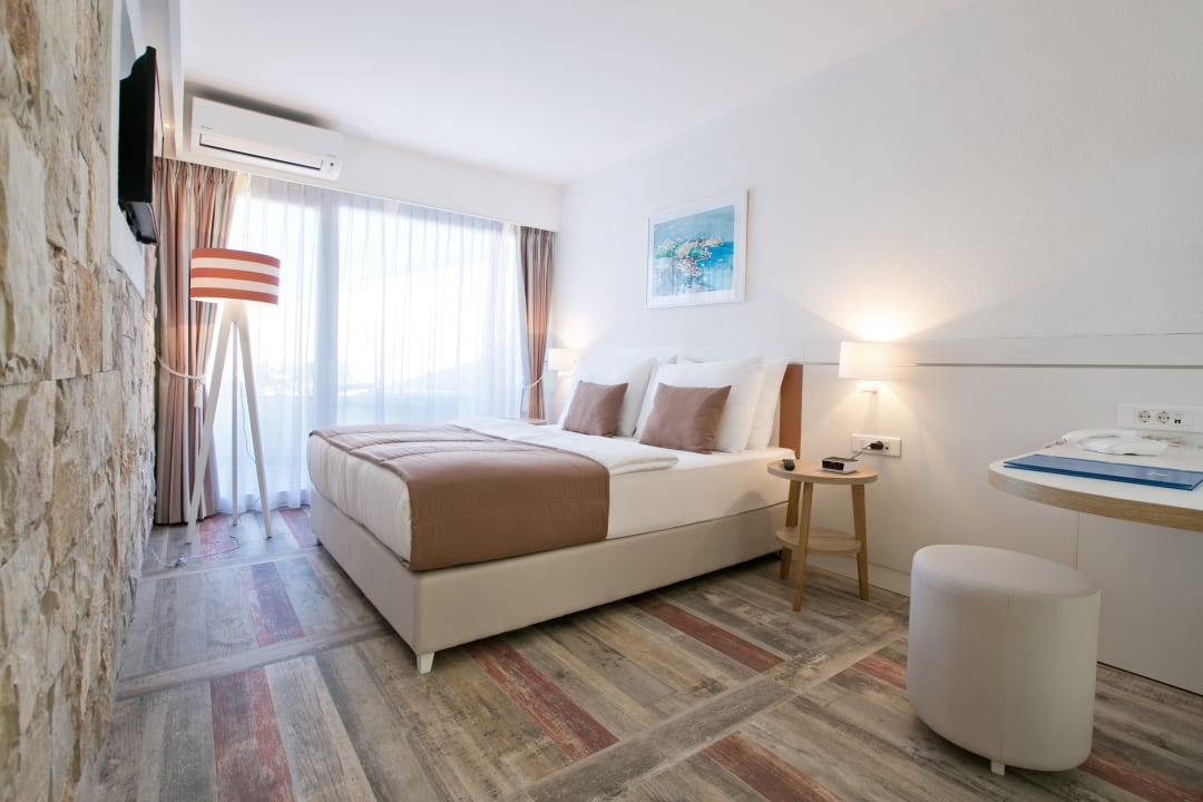 Zimmer Hotel Castellastva