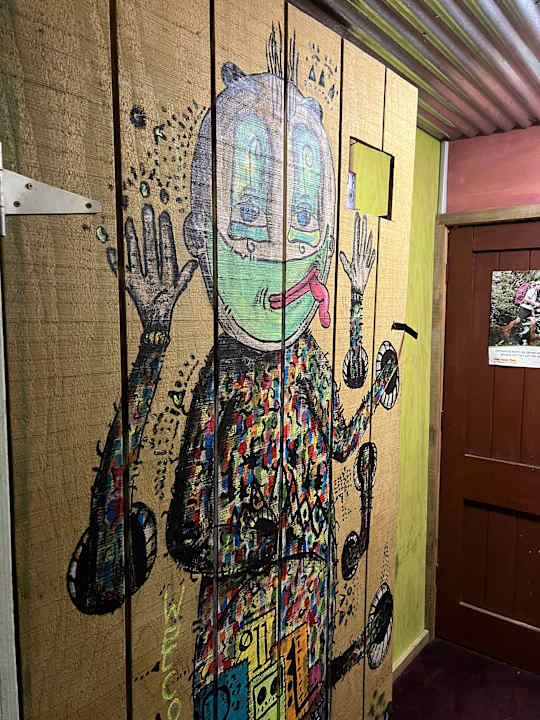 Sonstiges The Crossing Lodge & Backpackers