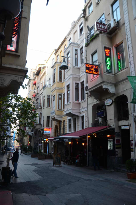 Exterior view Konak Suites