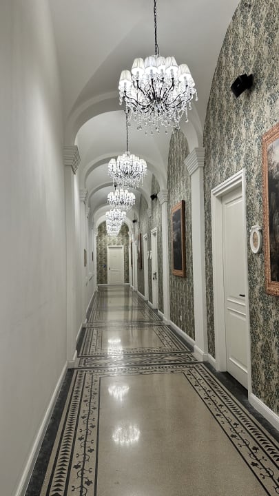 Sonstiges Mystery Hotel Budapest, Preferred Hotels & Resorts