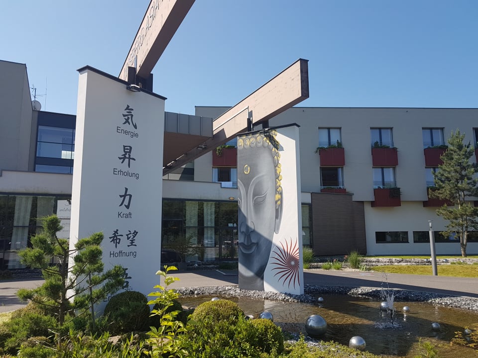 Außenansicht Linsberg Asia Hotel & Spa