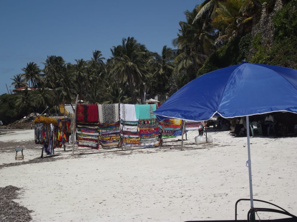 Strand Bahari Beach Hotel