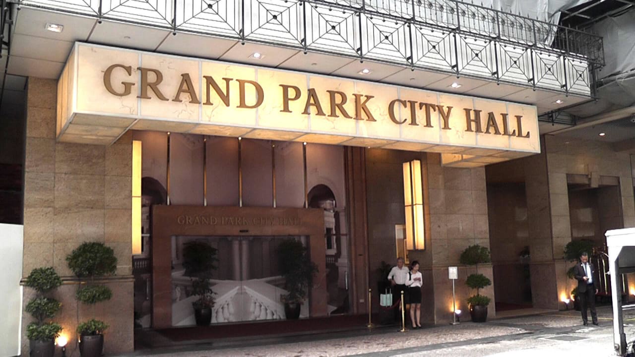 Haupteingang geschlossen Hotel Grand Park City Hall