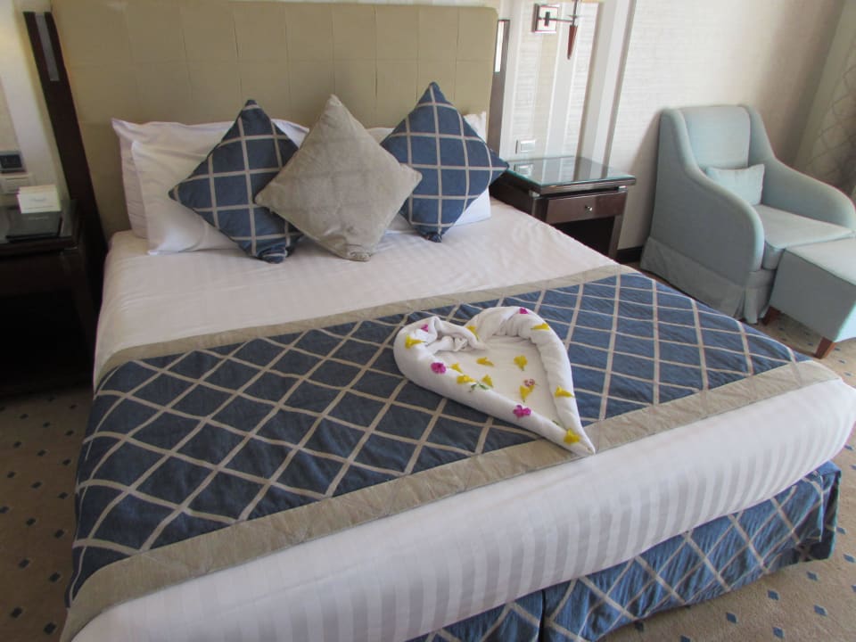 Unser Zimmer bei der Ankunft Premier Le Reve Hotel & Spa