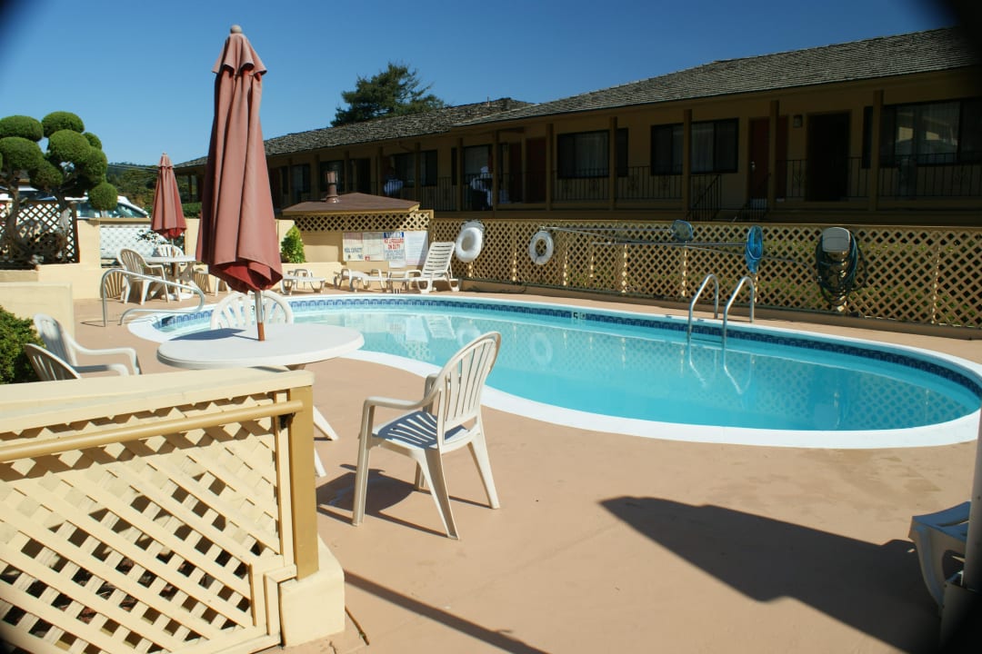 Pool Best Western Hotel Park Crest Inn