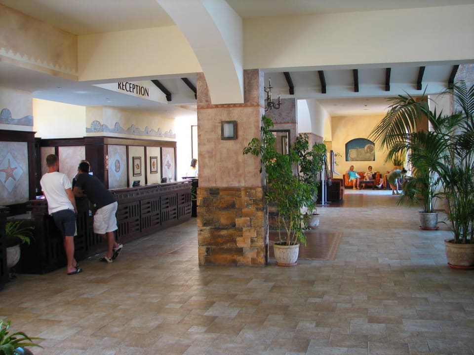 Lobby mit Rezeption im Hotel Alba Alba Sunny Beach