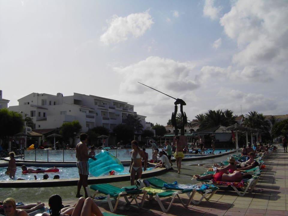 Pool FERGUS Style Bahamas