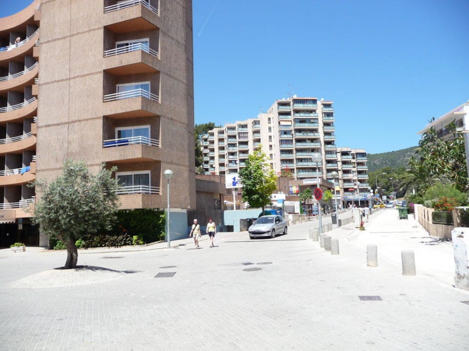 Weg zur Bushaltestelle Be Live Experience Costa Palma