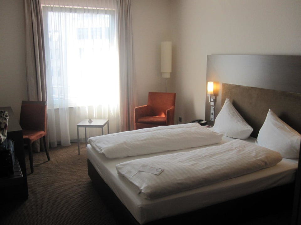 Zimmer IntercityHotel Mainz