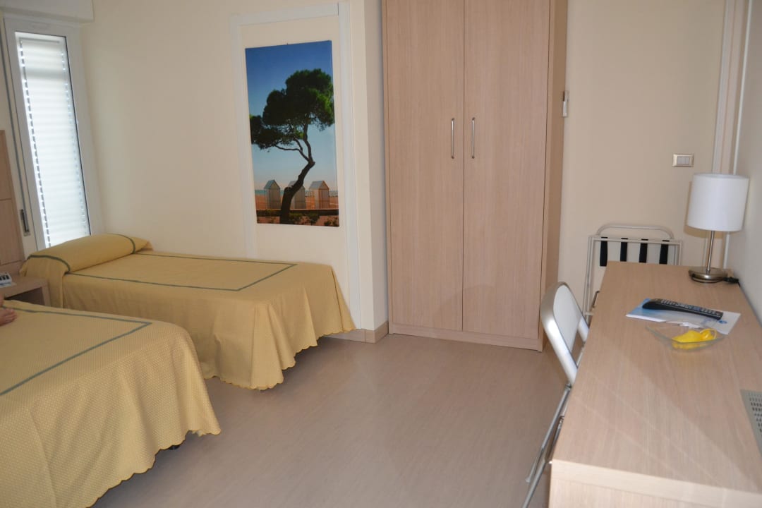 Zimmer groß und sauber Hotel Colorado