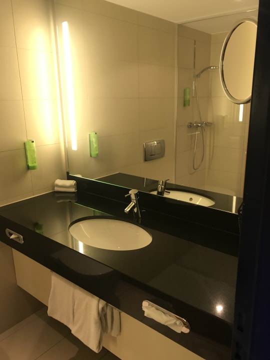 Zimmer Mövenpick Hotel Egerkingen
