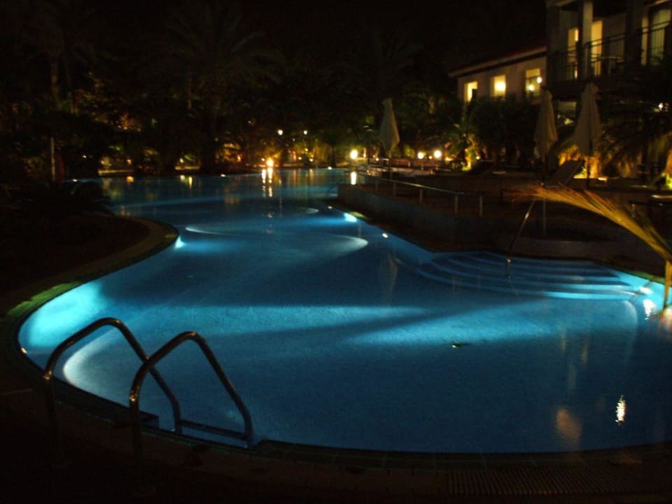 Pool am Abend Lopesan Costa Meloneras, Resort & Spa