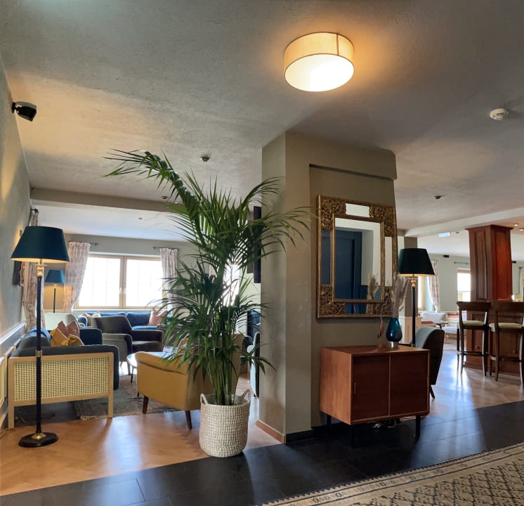 Lobby Boutique Hotel Bellevue Lermoos