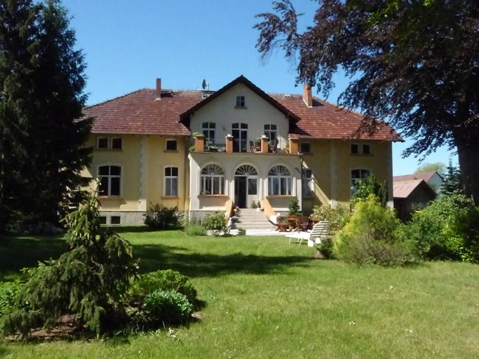 Ansicht vom Garten Pension Gutshaus Stolpe