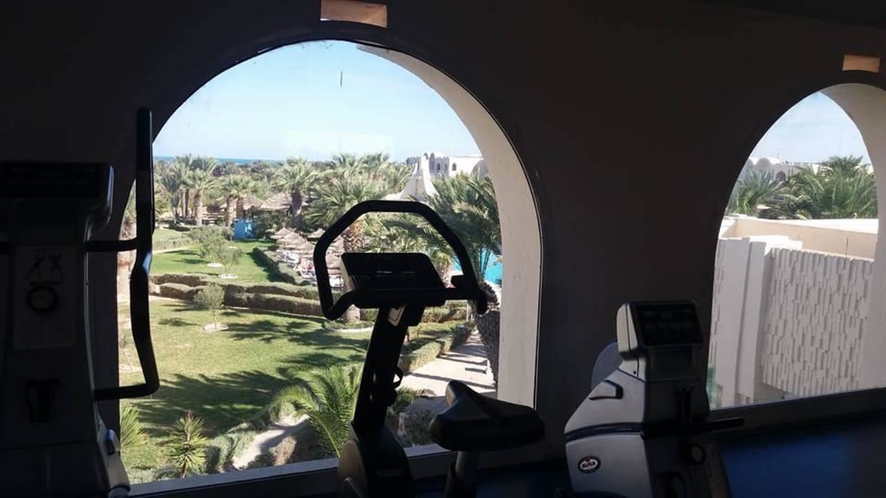 Fitness mit Meerblick Iberostar Waves Mehari Djerba