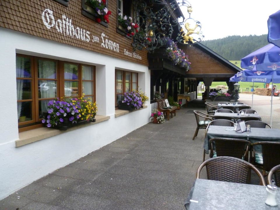 Hotelterrasse Schwarzwaldgasthof Hotel Zum Löwen - Unteres Wirtshaus