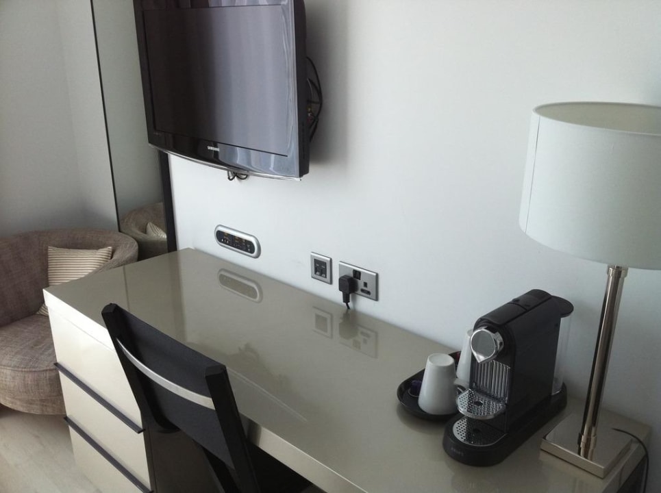 Zimmer Hotel H10 London Waterloo