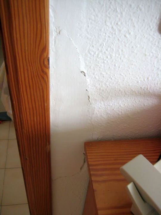 Schäden an den Türrähmen Hotel Palia Sa Coma Playa