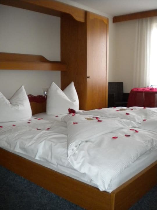 Zimmer - Romantisch gedeckt Seehotel Litz