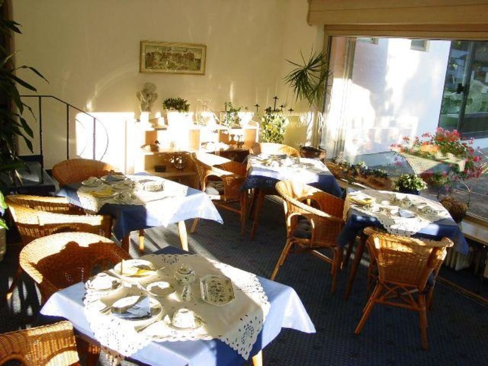 Frühstücksraum im Wintergarten Landhaus Bergspatz