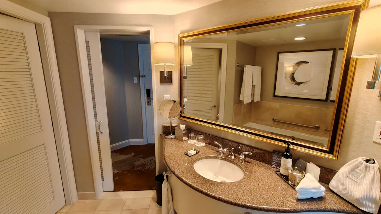 Zimmer Fairmont Vancouver Airport