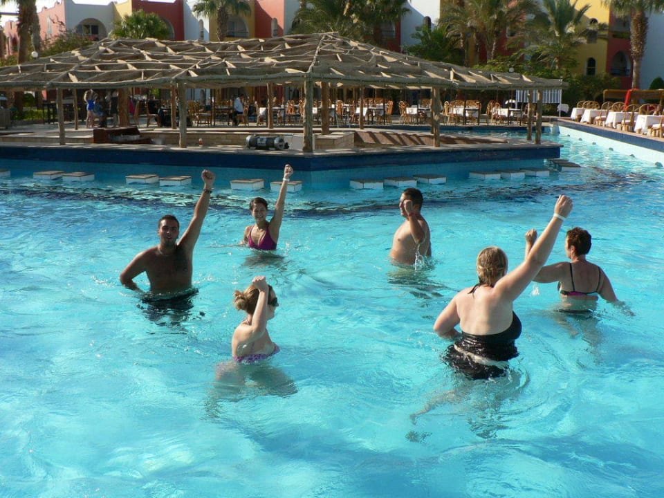 Wassergymnastik Arabia Azur Resort