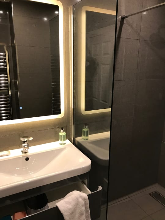 Zimmer The Edinburgh Lodge