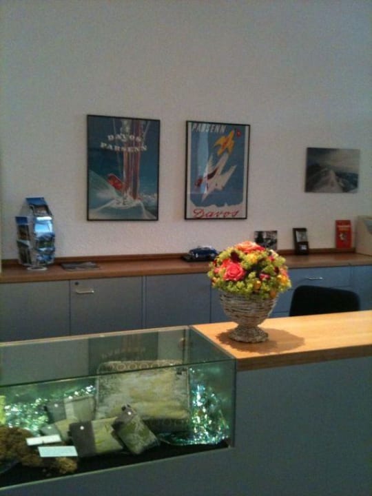 Eine der schönen Blumendekorationen Hotel Edelweiss