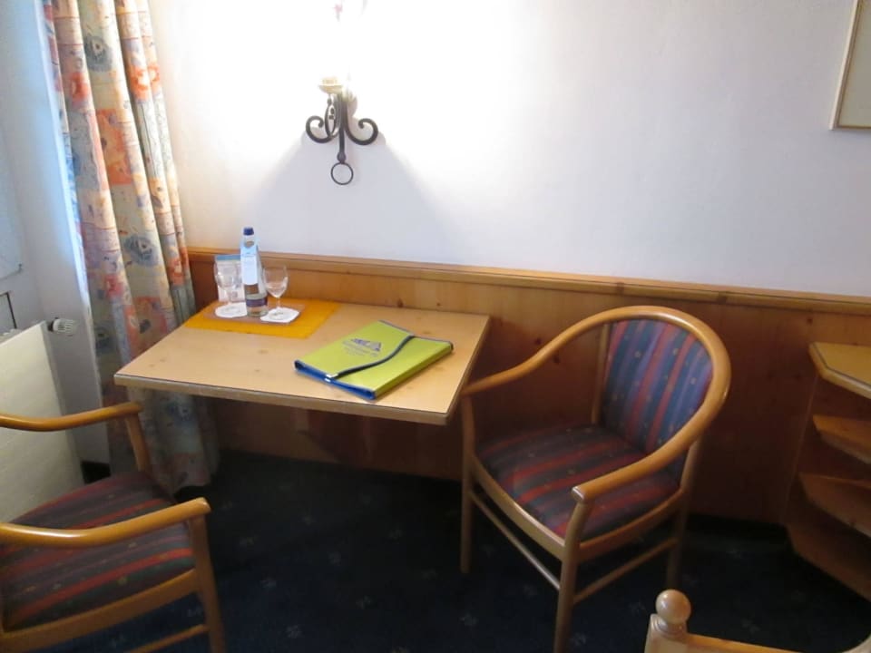 Schreibtisch Hotel Feldmochinger Hof