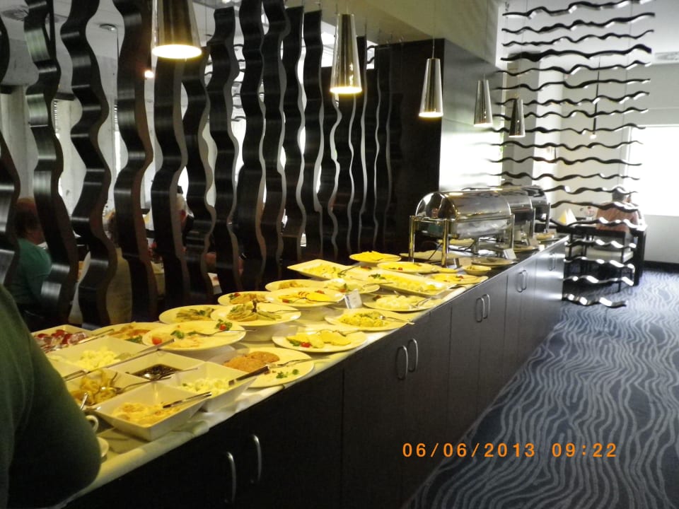 Restaurant & Frühstücksbuffet Royal Tulip Sand