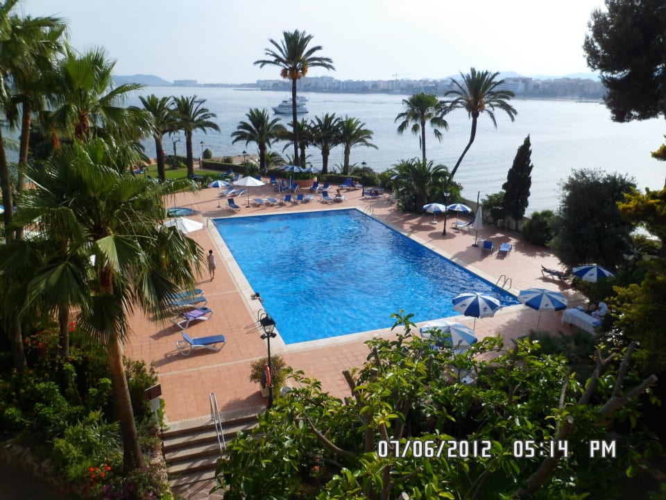 Pool von der Bar aus THB Los Molinos - Adults only