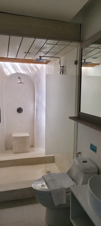 Zimmer Ocean Breeze Resort