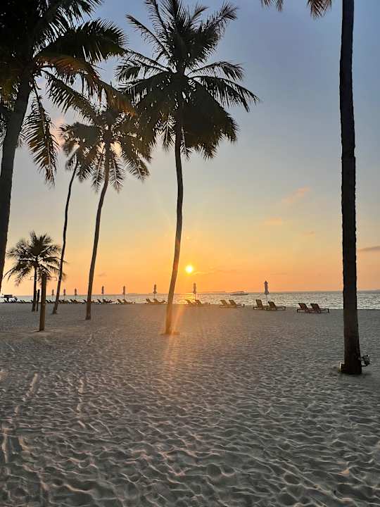 Strand Kuredu Island Resort & Spa