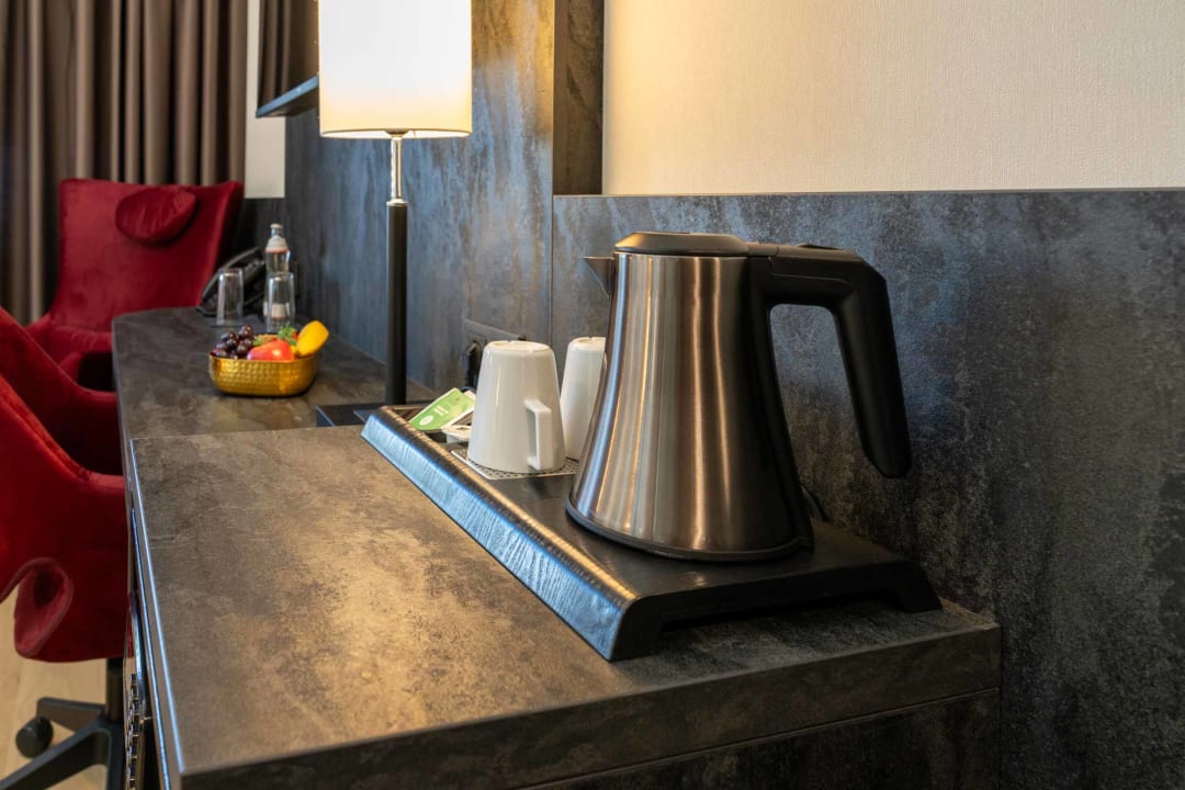 Zimmer PLAZA INN Wiener Neustadt, BW Signature Collection