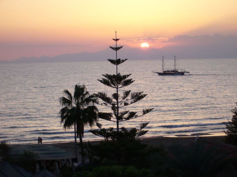 Sonnenuntergang Okt.08 Nerton Hotel - Erwachsenenhotel ab 16 Jahren