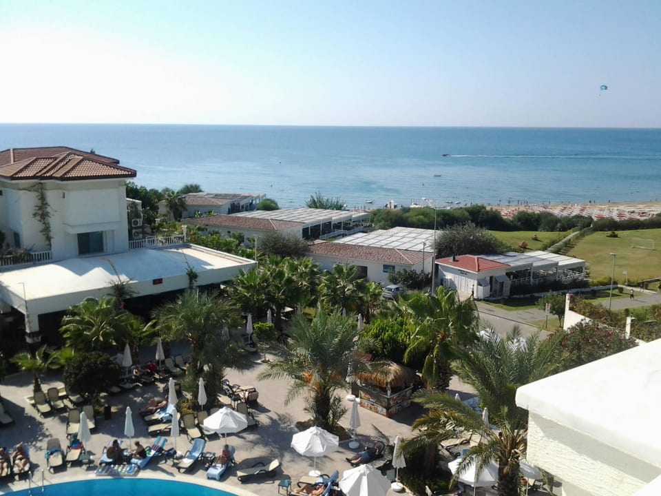 Rundum Blick Alba Queen Hotel