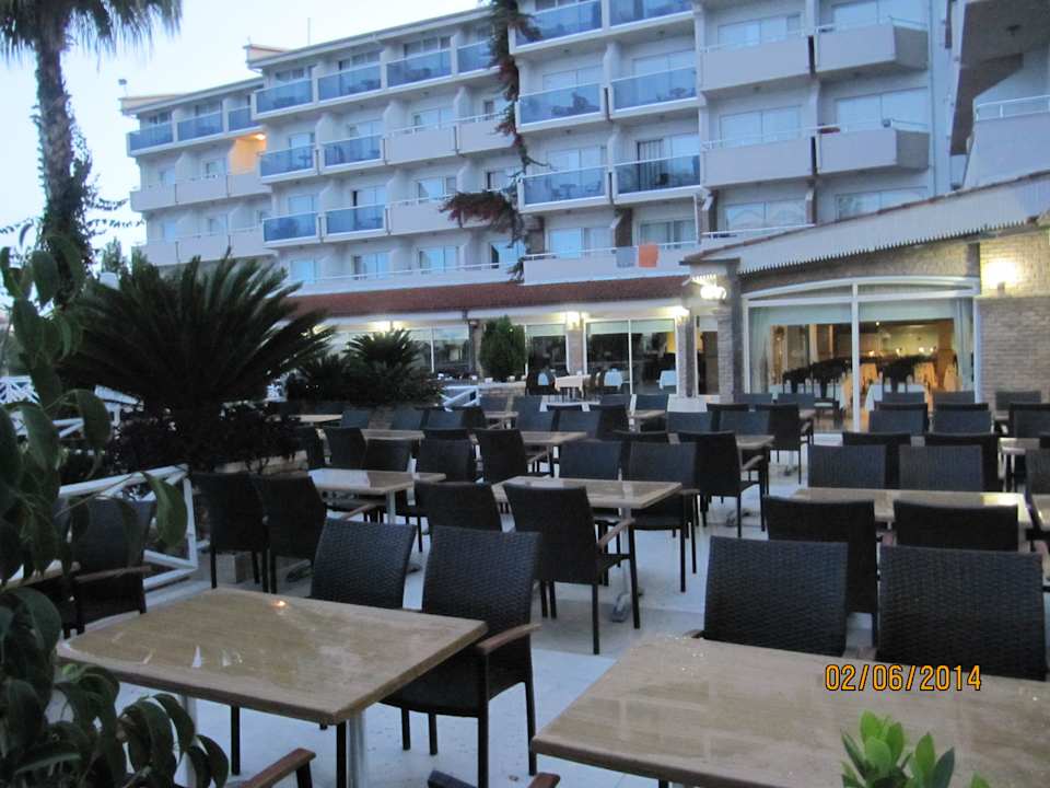 Restaurant Seaden Corolla Hotel