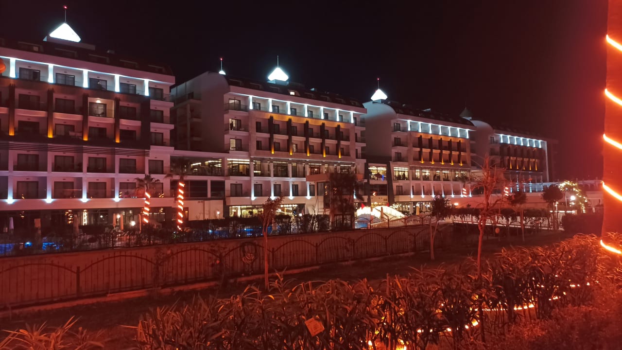 Außenansicht Diamond De Luxe Hotel & Spa