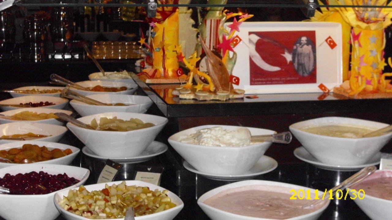 Joghurt und Obstkonservenbüffet Voyage Belek Golf & Spa