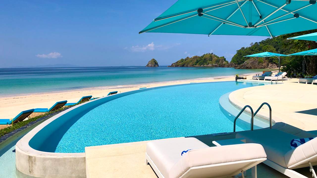 Pool Awei Pila Resort