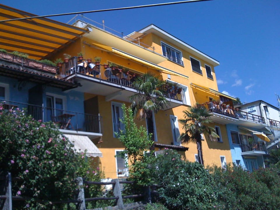 Blick vom Schiffssteg Hotel San Martino