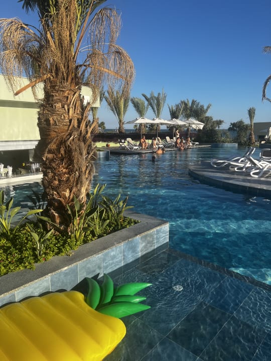 Pool Kirman Belazur Resort & Spa