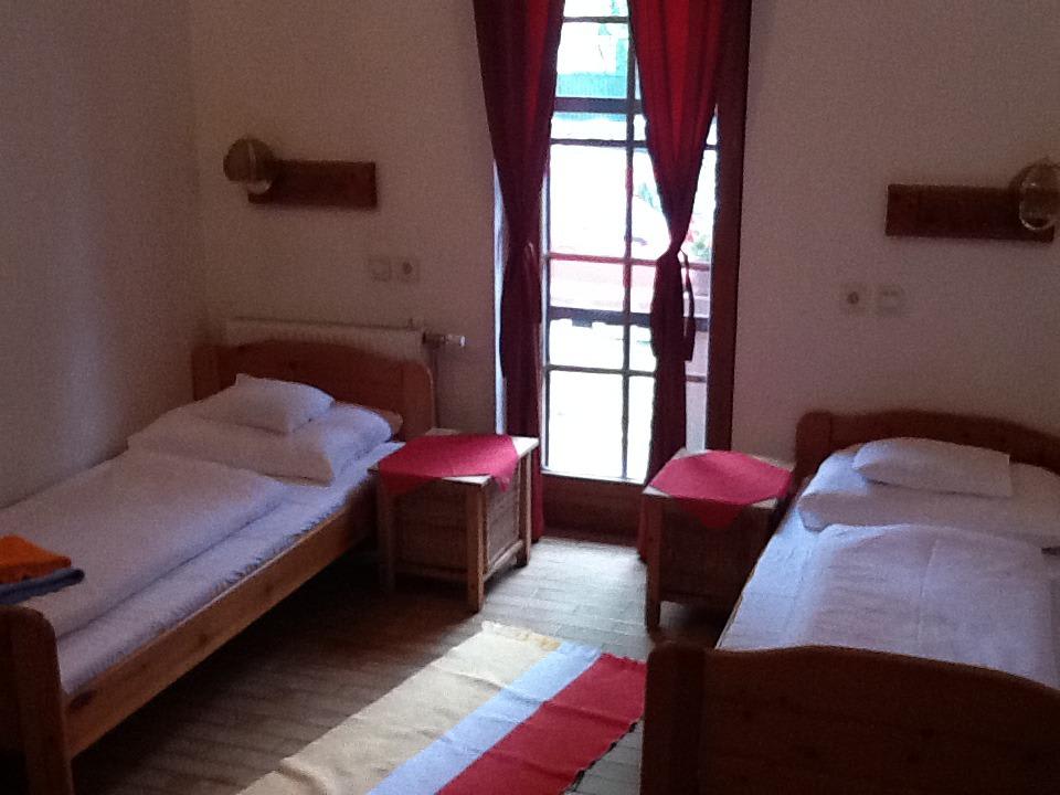 Zimmer No. 2 Pension Nest Fészek Fogadó