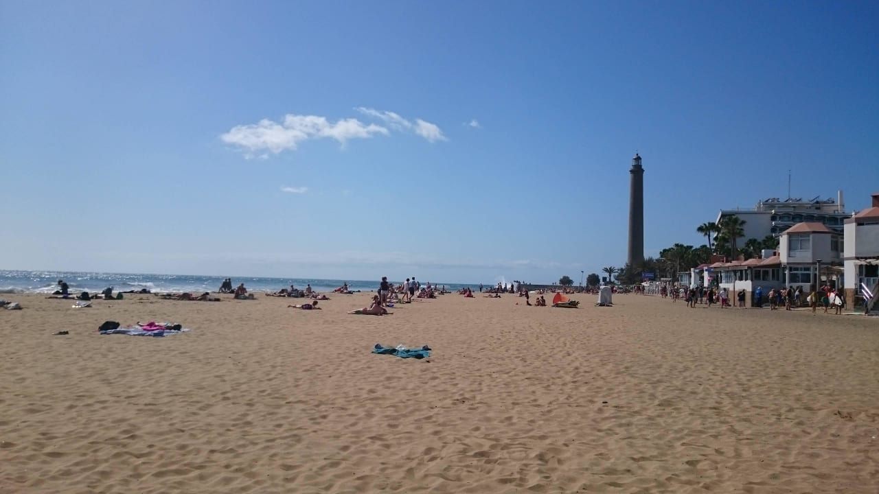 Direkt vorm Hotel Hotel Riu Palace Oasis