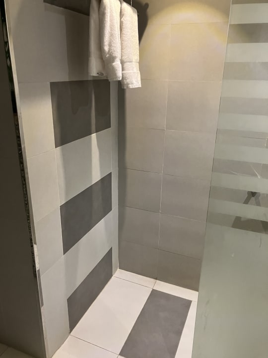 Zimmer Hotel Golden Tulip Hail