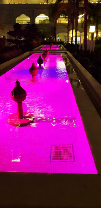 Beleuchtung bei Nacht Royal Taj Mahal Hotel
