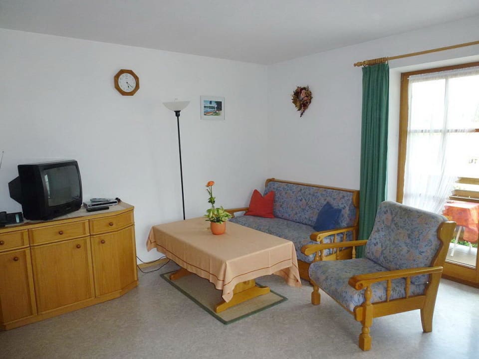 Ferienwohnung 3 - Wohnbereich Gästehaus Josl Hof