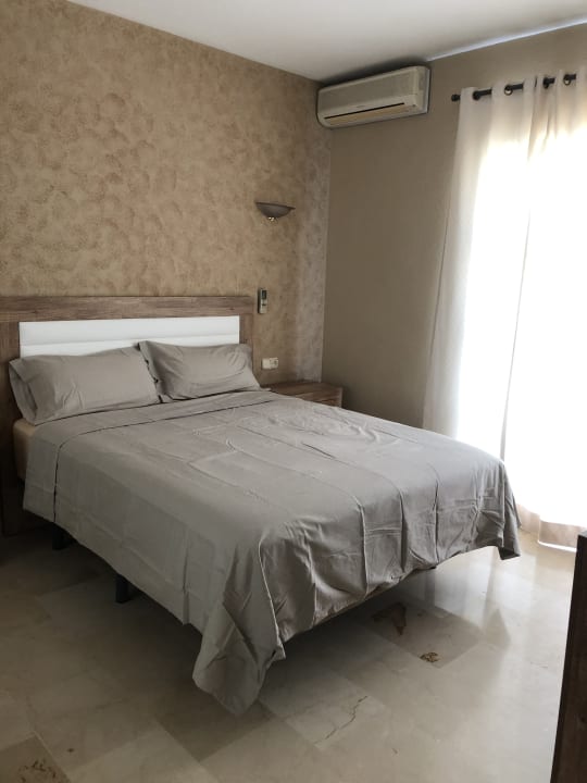 Zimmer Matchroom Country Club Resort