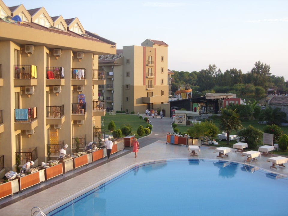 Ein kleiner Blick über einen Teil des Geländes Hotel Victory Resort