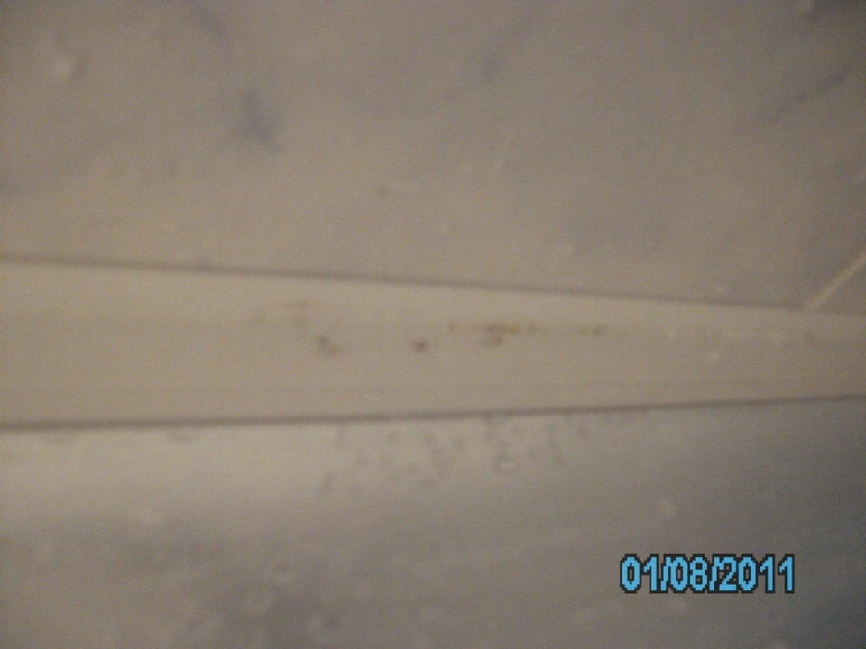 Schimmel im bad Hotel Kiss Family